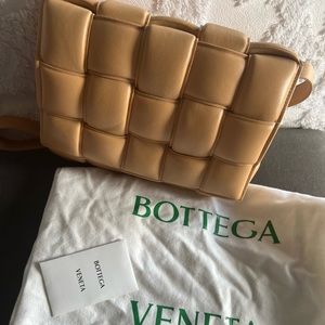 amazing like new condition Bottega cassette bag in Almond